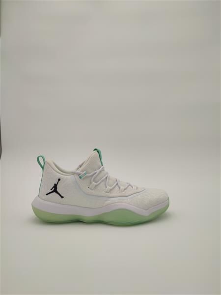 Jordan 11 emerald rise best sale