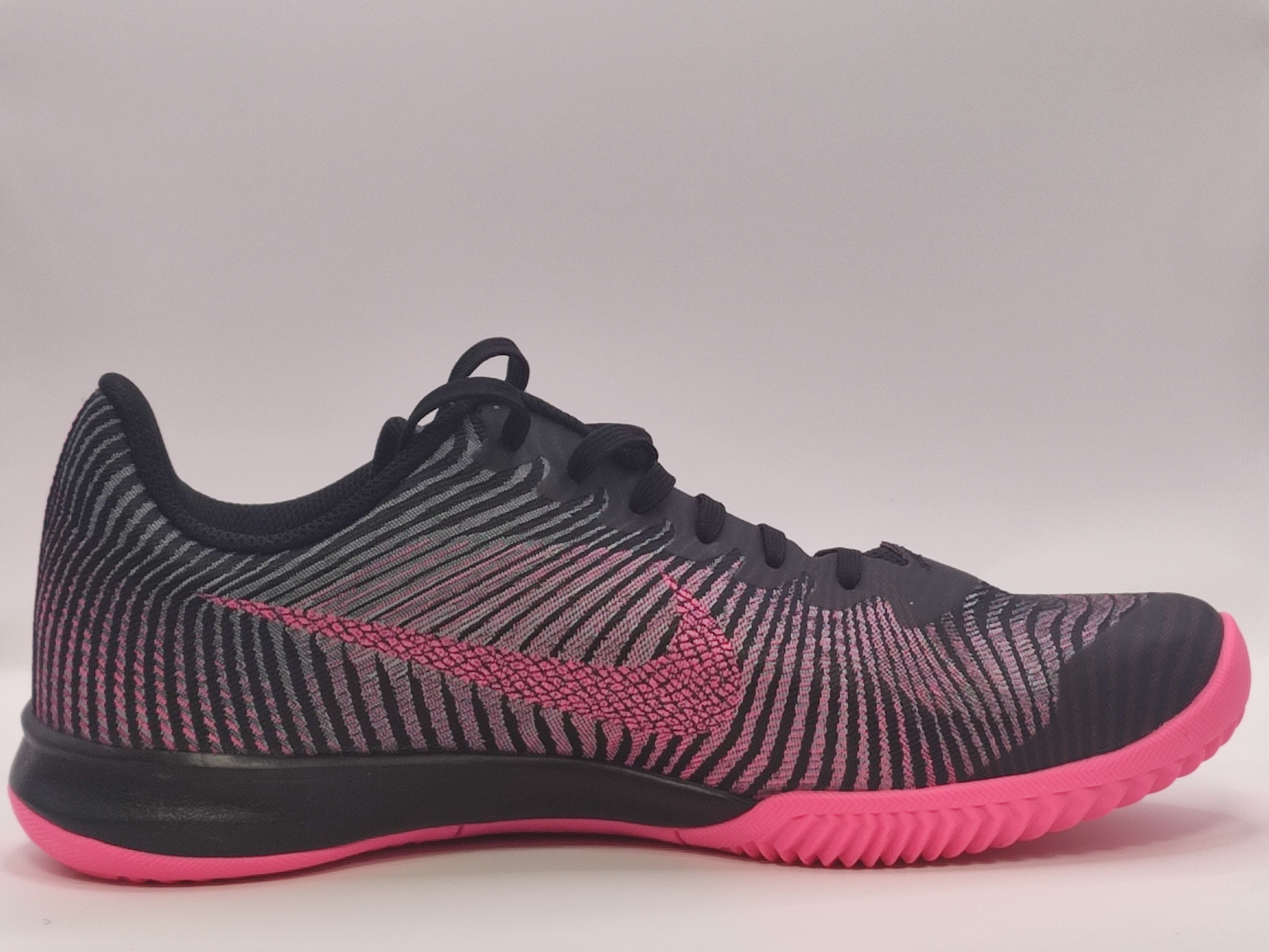 Nike KB Mentality 2 Basketballschuh schwarz/pink 42